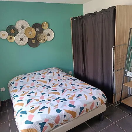 Micro Maison, Refait A Neuf, Spacieux, Agreable *